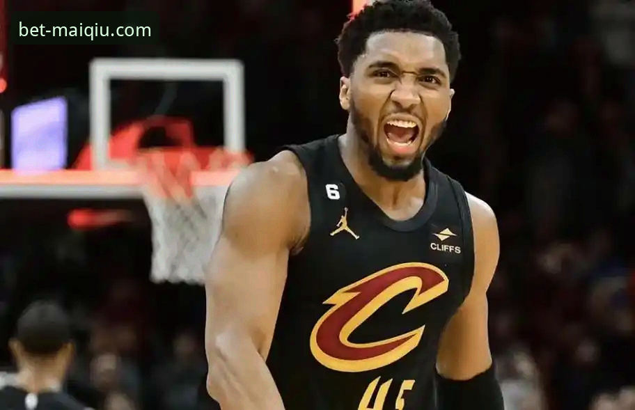 米切尔42分vs班凯罗36分：一场数据盛宴背后的平台选择